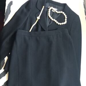 Ann Taylor Black Skirt Suit Sz 4P